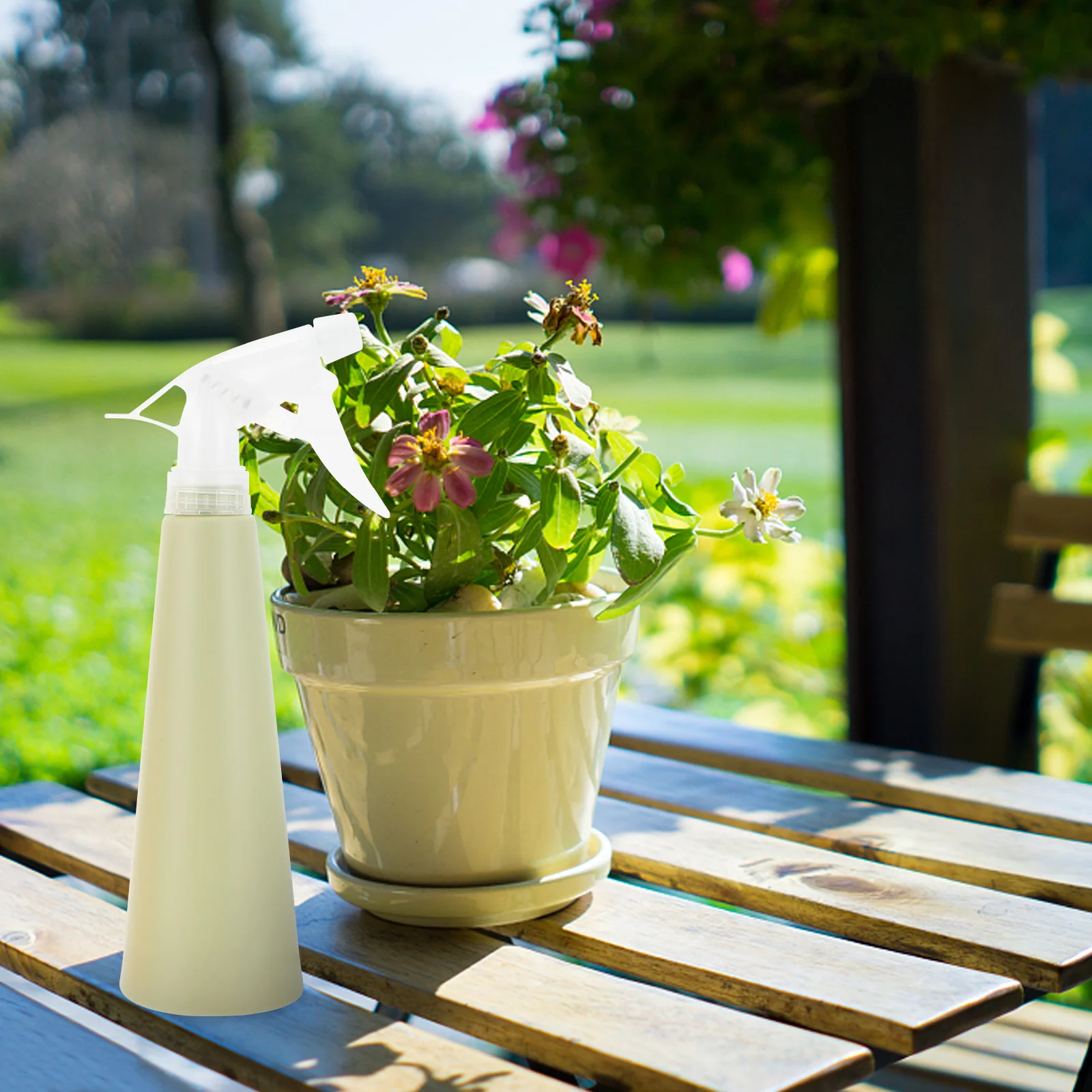 

2pcs Watering Can Press type Sprayer Planting Pot Hand pressed Gardening Supplies Balcony Flowers Indoors Outdoors Lightweight