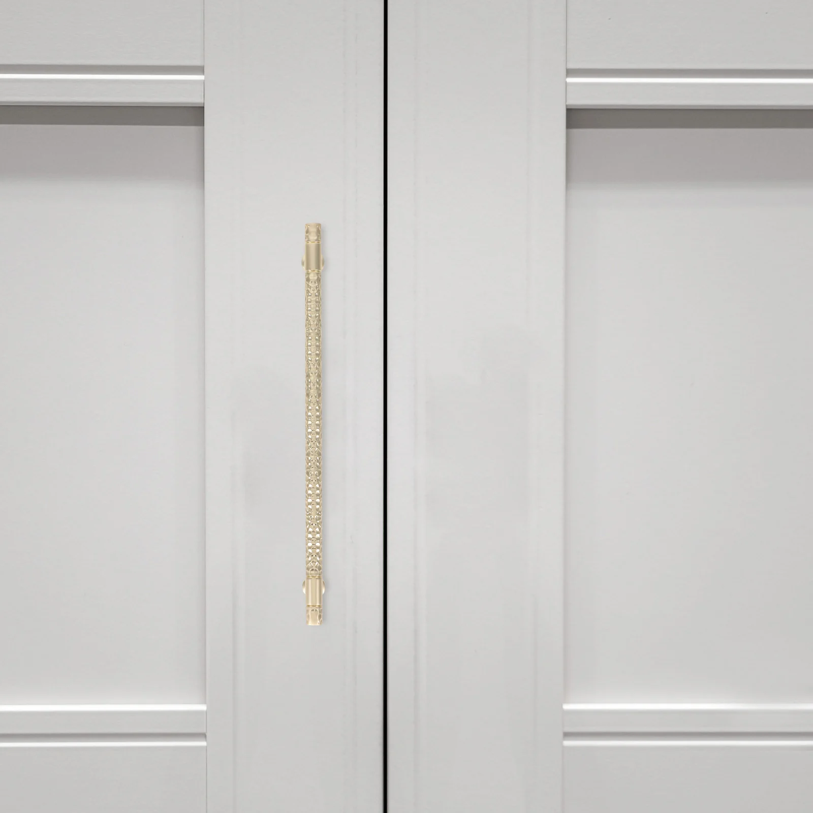 

Stylish Zinc Alloy Handles Durable Wardrobe Wine Cabinet Pulls Ergonomic Design Easy Install Drawer Hardware Knurled Dresser