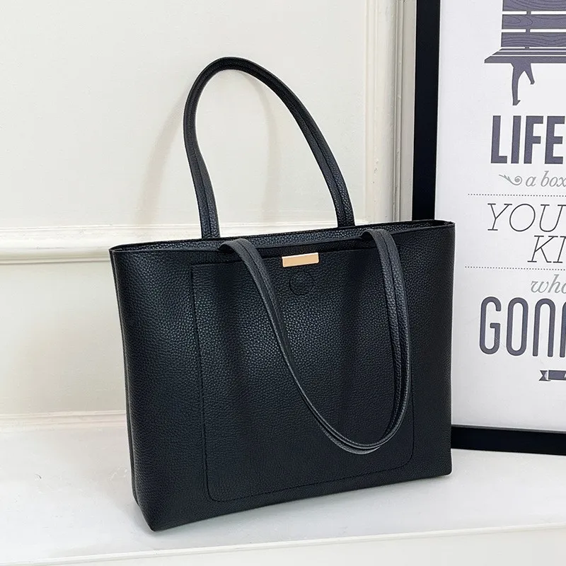 

Large Capacity Bag for Women 2026 Summer and Autumn Simple Style for Middle-Aged Moms New Trendy Commuter Tote Bag Versatile Shoulder Bag