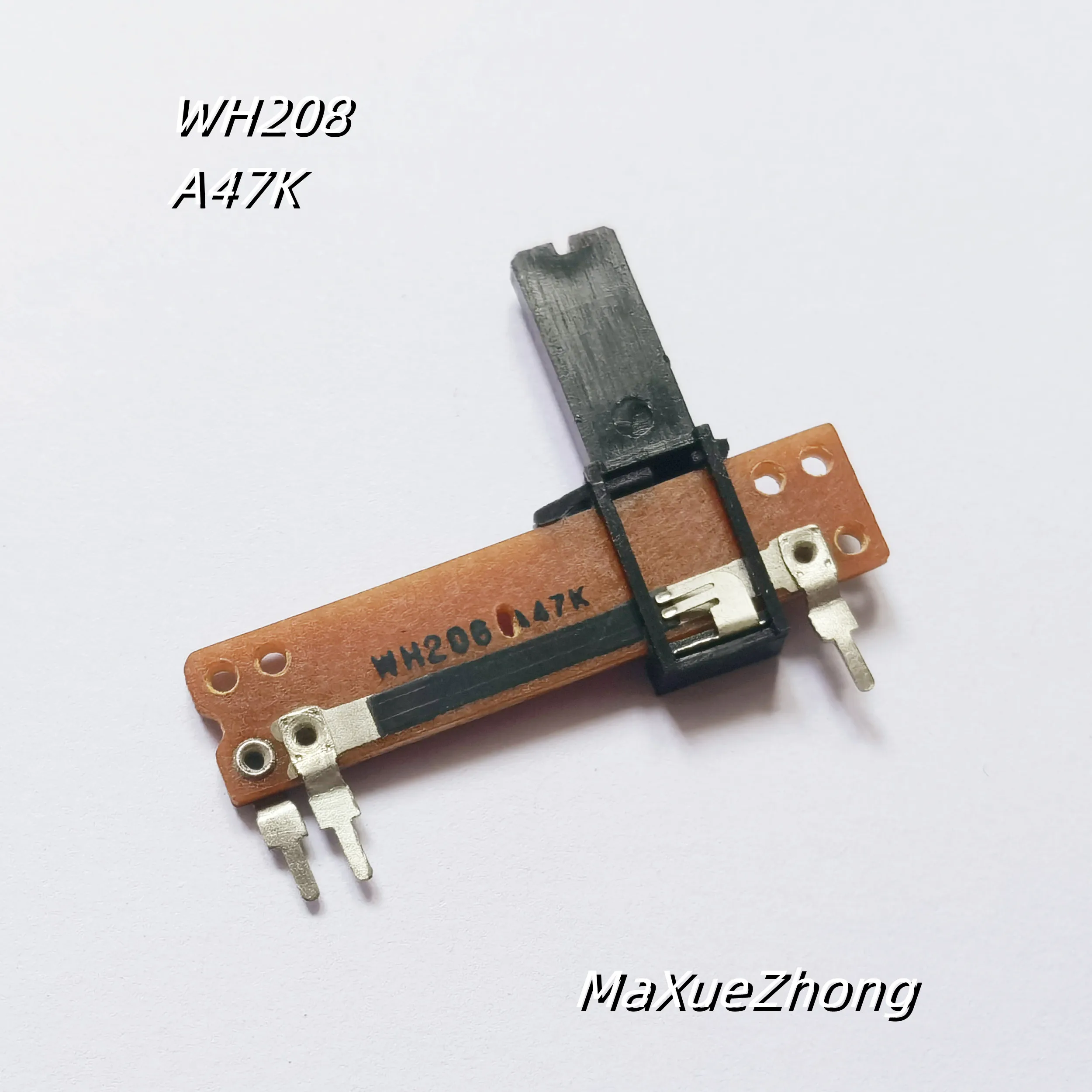 

Оригинальный новый 100% WH208 40 мм слайдер-толкатель одиночный потенциометр A47K длина ручки 14 мм H-2 (ПЕРЕКЛЮЧАТЕЛЬ)