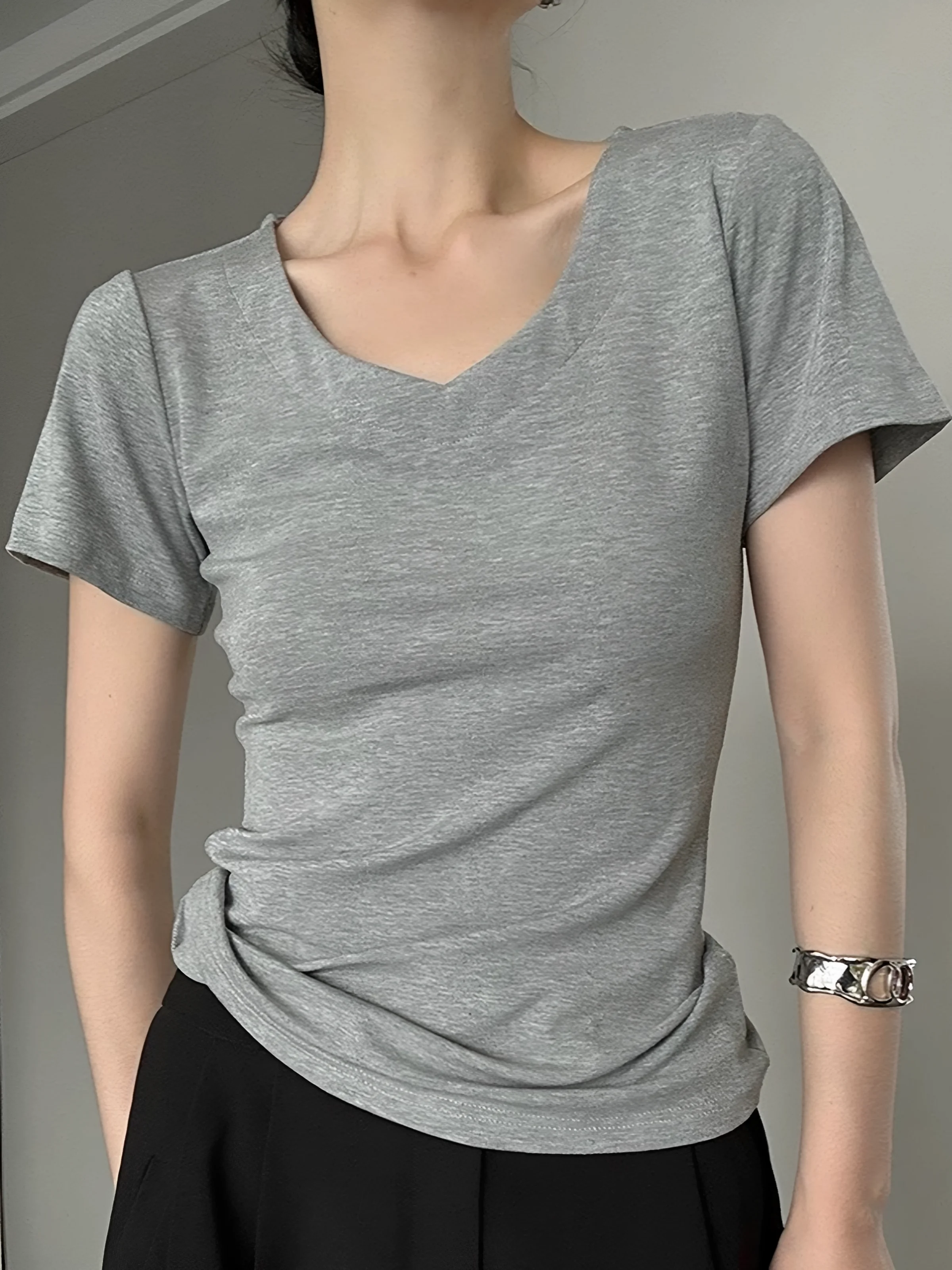 Slimming V-Neck Short Sleeve T-Shirt Women's plus Size Base Layer Top Hang Sensation Shoulder Fit Waist Control Korean Style ...