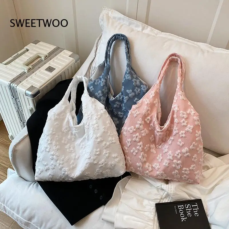 Feminine Youthful Korean-Style Floral-Print Purse, Compact-Size Fashion-Forward Sweet-Niche-Vibe Handbag