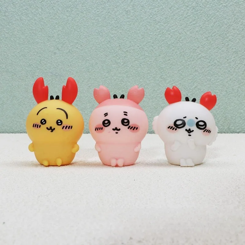 Chiikawa Crab Costume PVC Figure Set Cute Anime Collectible Mini Dolls Usagi Hachiware Mascot Kawaii Desk Decoration Gift Toy