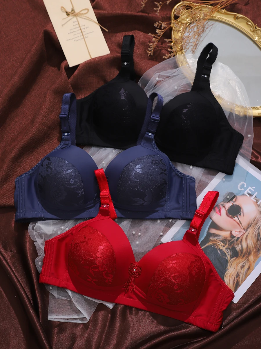 

Extra Large 250 Pounds Wire-Free Bra 48 Super Size 52 Summer Thin Big Cup Bra for Plump Women Big Chest Appears Small