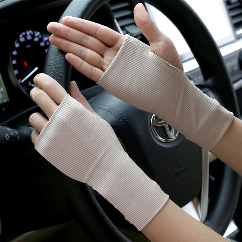 1Pair Summer Women\'s Sunscreen Half Finger Gloves Sun Protection Gloves Anti-UV Fingerless Gloves Thin Breathable Driving Gloves