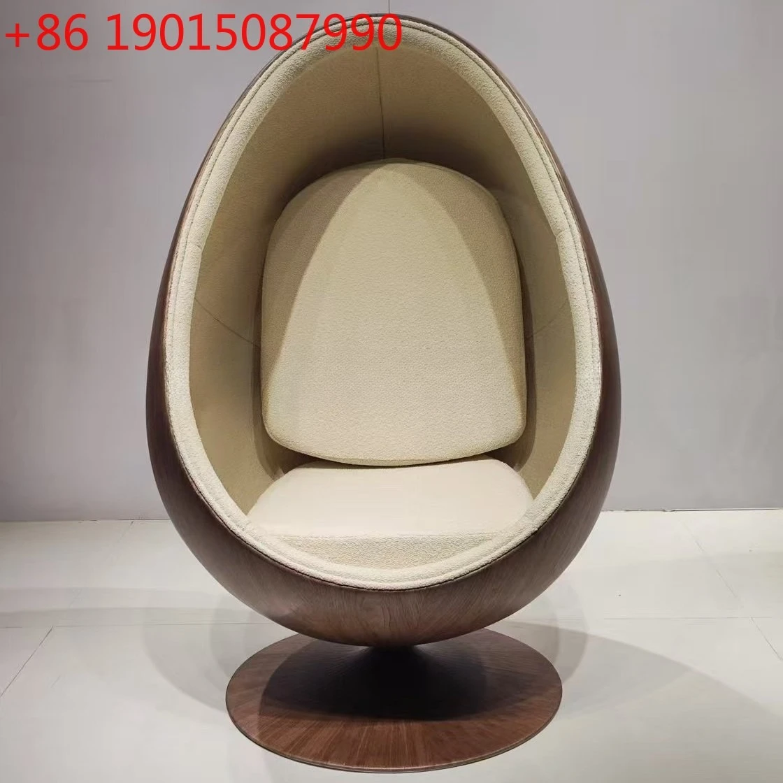 

Ореховая кожа, стекловолокно, заостренный шар, овальная яичная скорлупа, кресло для отдыха, космическая капсула, пузырьковое сиденье