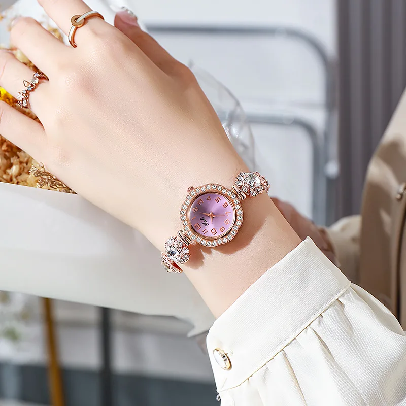 Pulling style bracelet watch flower shaped digital dial large diamond women's quartz watch wholesale watch women's