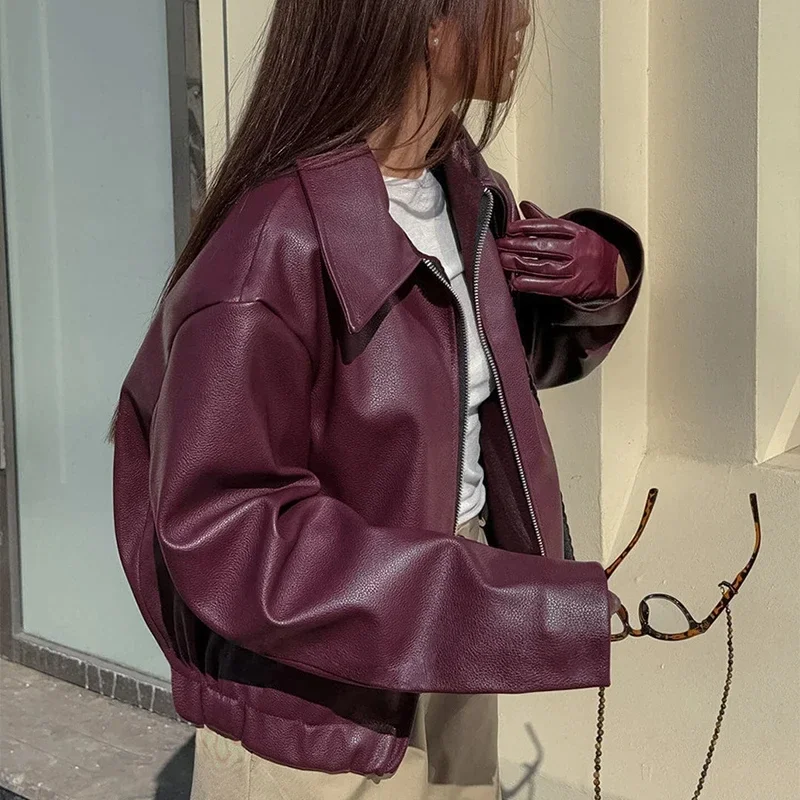 Veste en cuir monochrome pour femme, col rabattu, manches longues, poches, fermeture éclair, combat court, streetwear chic, vêtements d'extérieur pour femme, nouveau