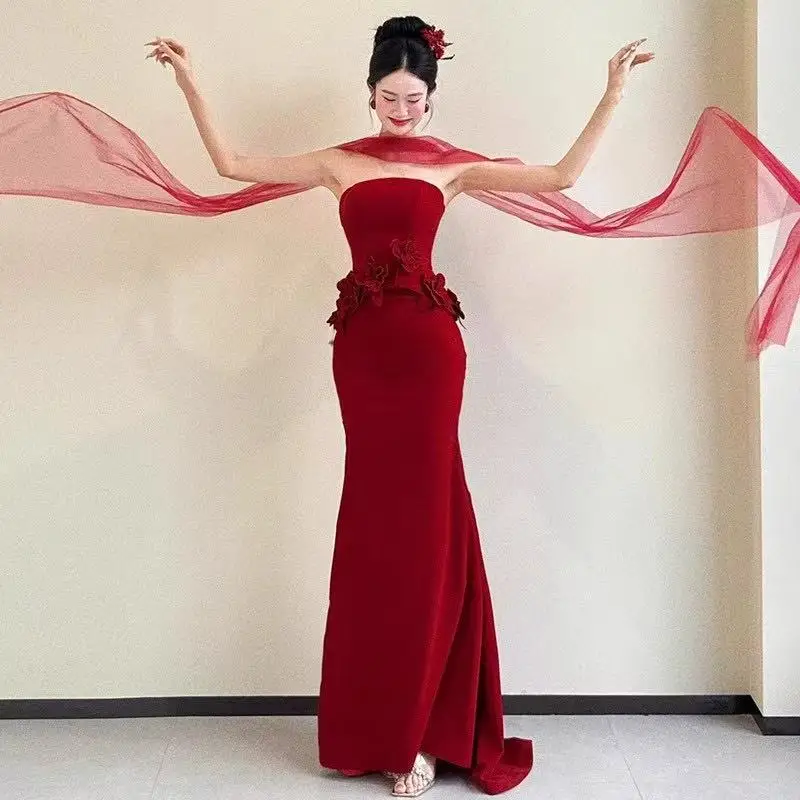 

Fashion Red Satin Evening Dress Sleeveless Spliced Three-dimensional Flowers Elegant Strapless Women's Prom Wedding Performance