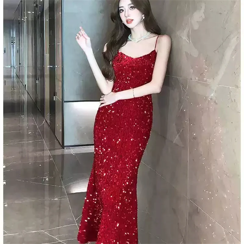 Red Sequined Camisole Waist Cinched Dress for Annual Meetings, Evening Dresses, women's Banquet Temperament, High-end Texture Fi