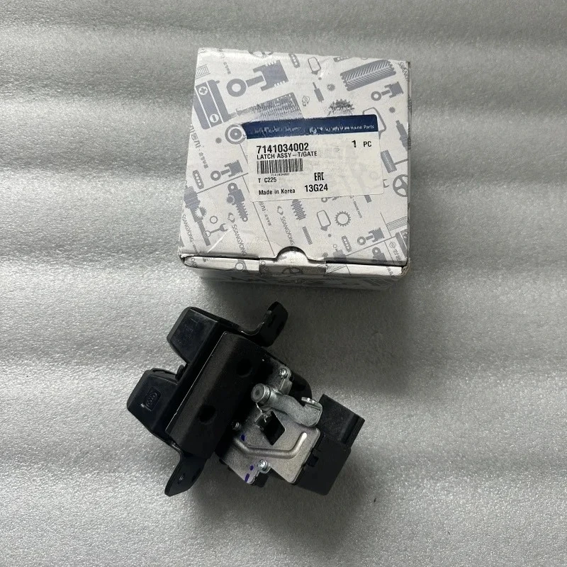 

Оригинальный привод защелки замка задней крышки багажника 7141034002 для Ssangyong Korando C 2010-2017