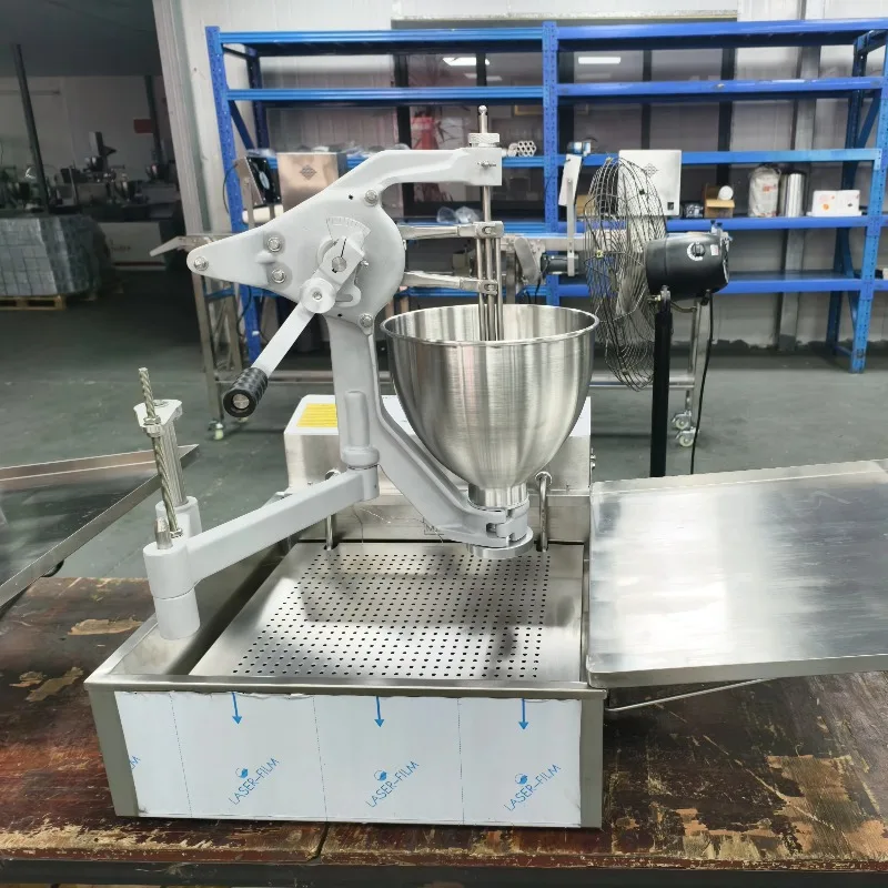 Customized Portable Mini Donut Making Machine Easy Operation For Home And Small Commercial Bakery Business