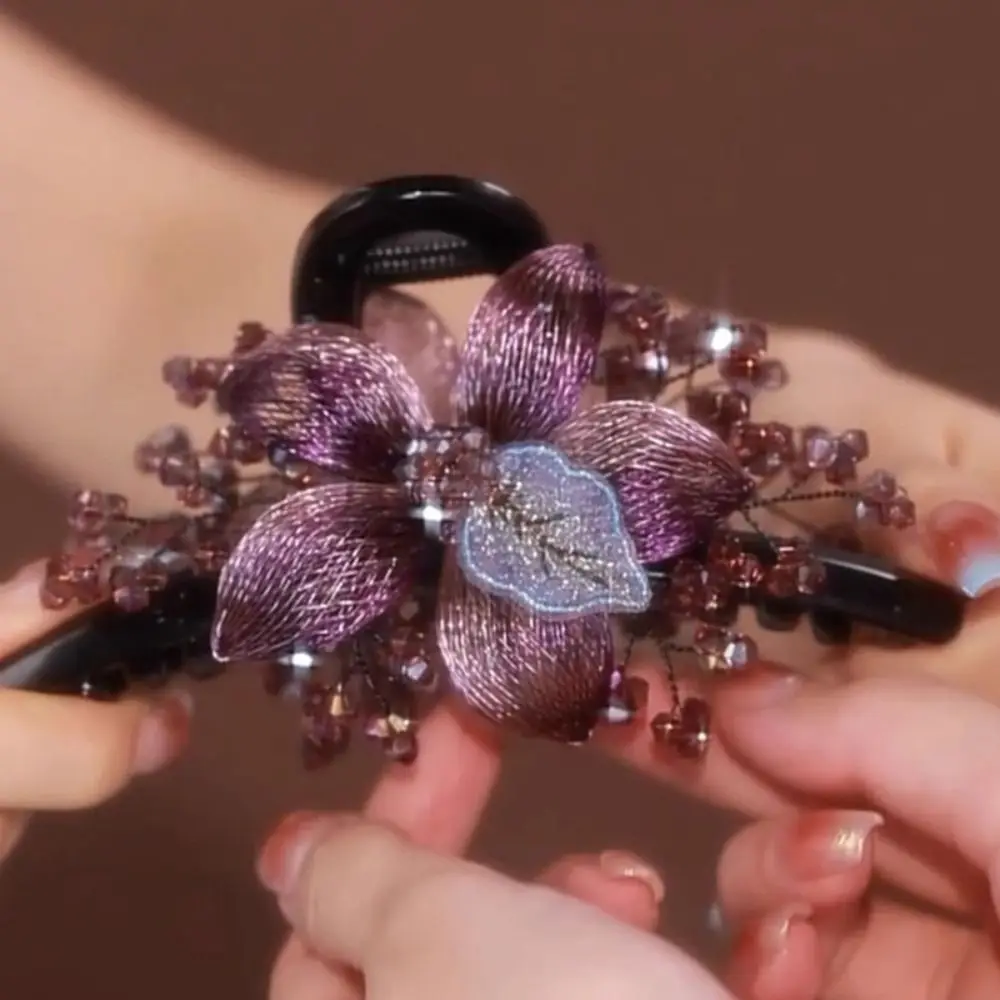 

Charm Retro Flower Hair Clips Handmade Copper Wire Shark-shaped Clips Elegant Hair Accessories for Ponytail