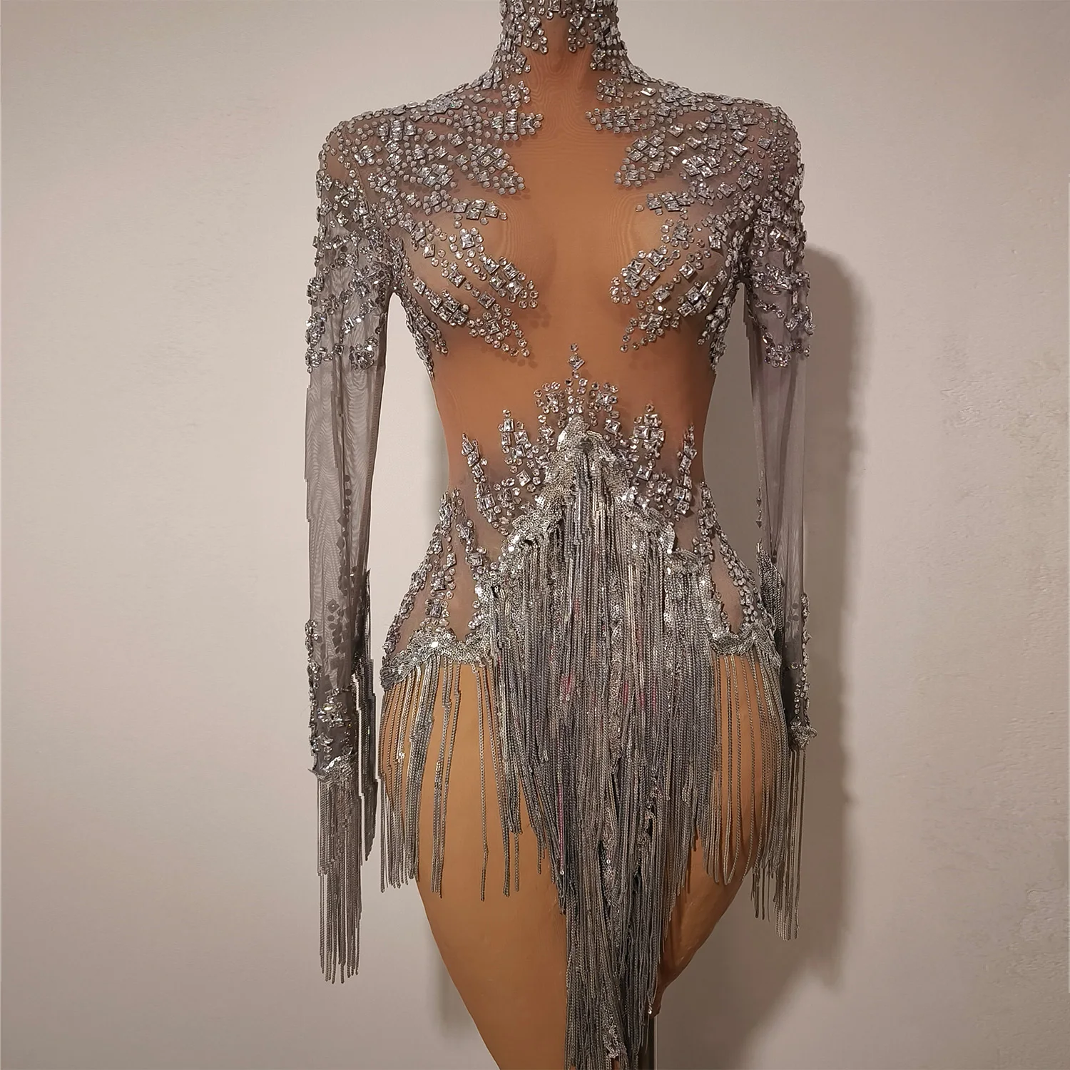 ชุดเดรสเต้นลาตินผ้าตาข่ายซีทรูคอสูงประดับคริสตัลสีเงินสำหรับผู้หญิง Tangshui ชุดจั๊มสูทแต่งขอบสำหรับงานปาร์ตี้ไนต์คลับ