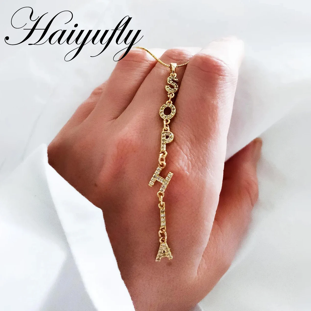 

Haiyufly ожерелье с блестящим именем для женщин, кулон с буквами циркона, ювелирные изделия из нержавеющей стали, колье-коробка, цепочка, индивидуальный подарок