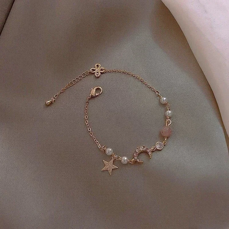 Girls Gold Color Zircon Star Moon Pearl Bracelet Simple Geometric Fashion Women Chain Bracelets Charming Elegant Jewelry Gift