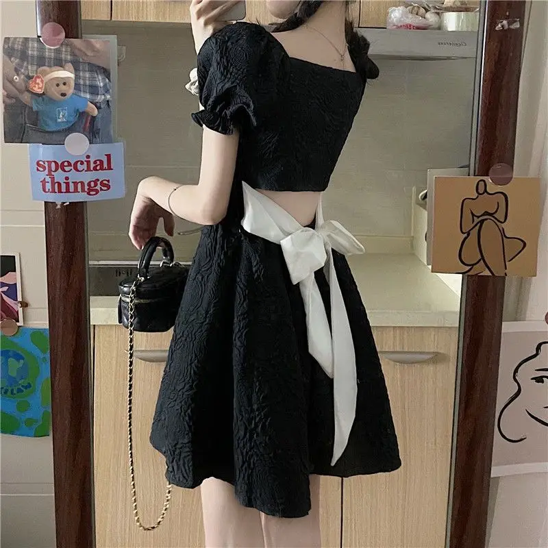 Elegante vierkante kraag mini-jurk dames Franse stijl a-lijn rok retro temperament pluizige korte rok rugloze strikjurken