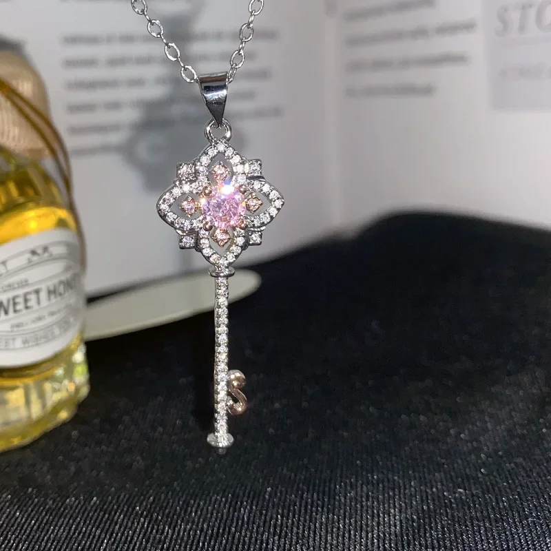 MDLFES Moiss1n الماس نمط فيرسا الأصلي زهر الكرز الوردي مفتاح قلادة مع الماس الأنيق 18K