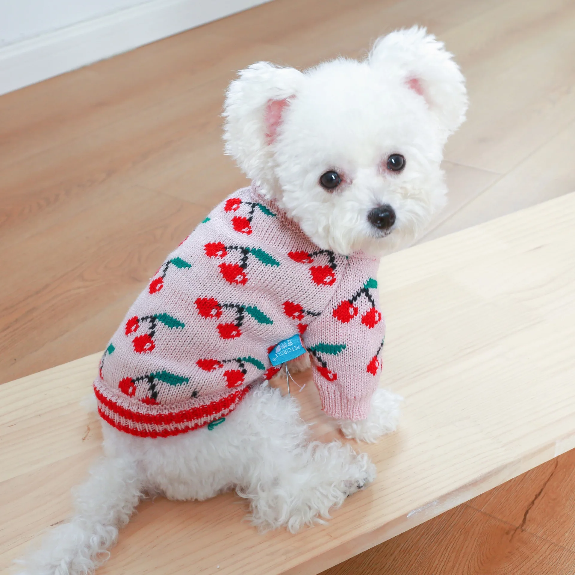 

Teddy Beautiful Cherry Sweater Small and Medium Dog Winter Warm Clothes Yorkshire Knitwear Bichon Fruit Clothes