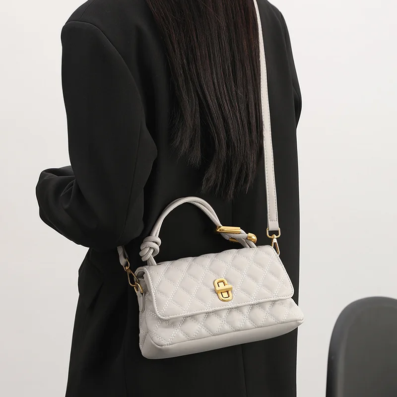 

Retro Herringbone Handbag for Women 2026 New Trendy Fashion Square Bag High-End Commute Crossbody Bag
