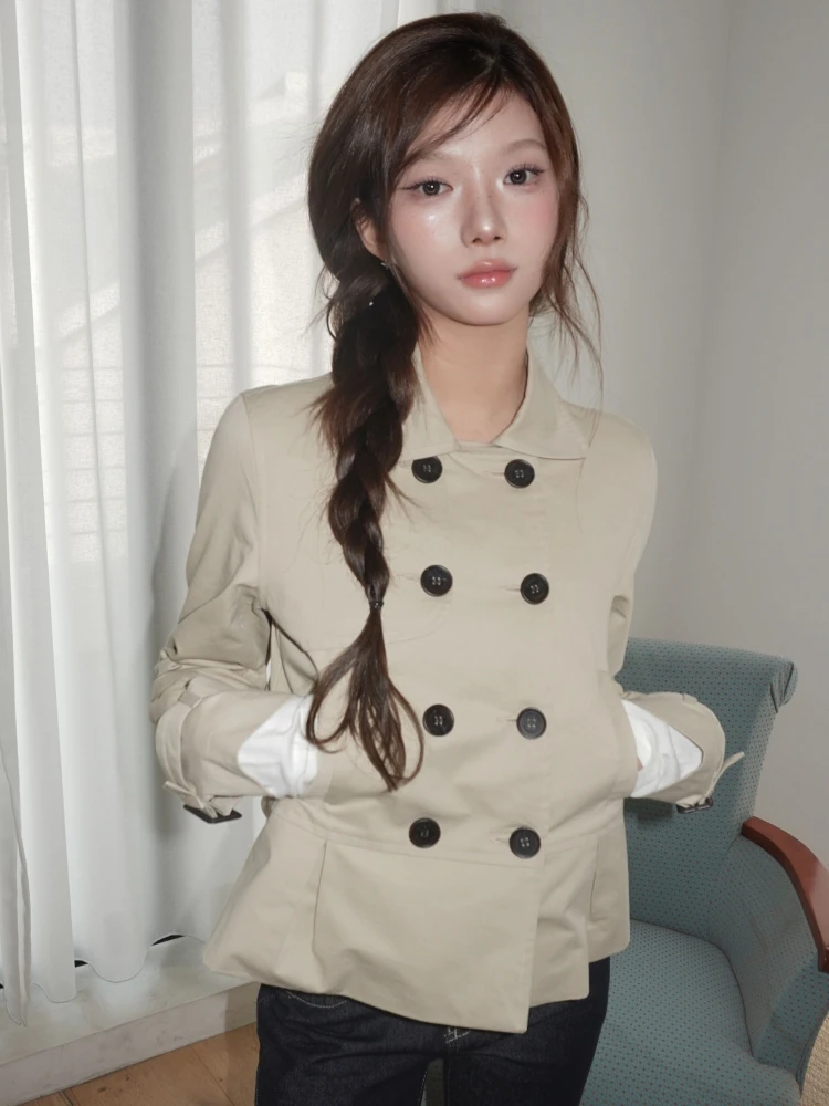 

Kaki Short Double-Breasted Women's Coat 2026 Spring Fashion Slimming Stylish Versatile Outerwear Long Sleeve Nylon Fabric