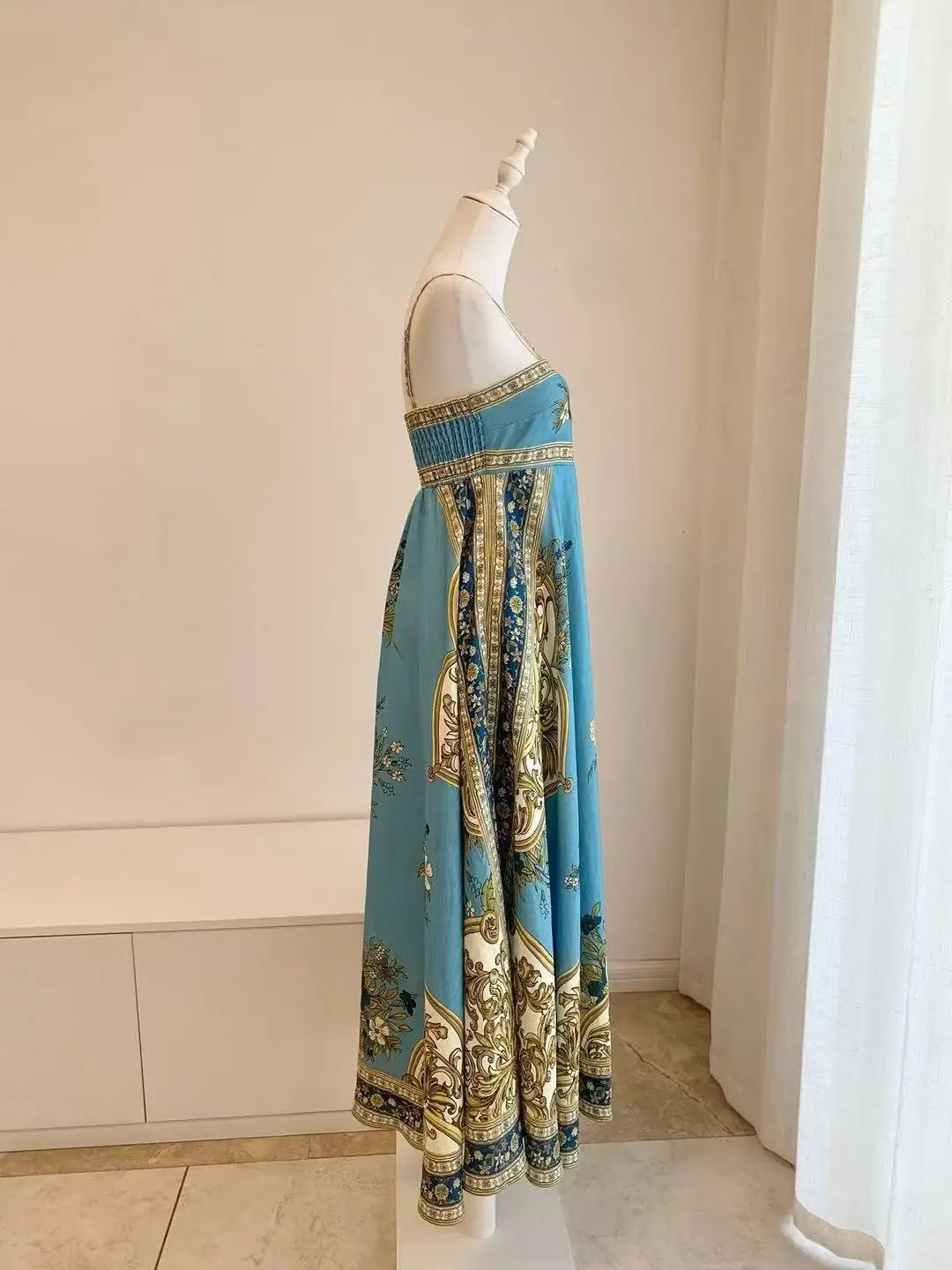 Women's Off-Shoulder Bohemian Print Dress Elegant Slim-Fit Vacation Gown Autumn 2025 Trendy Retro Floral Casual Maxi Dress