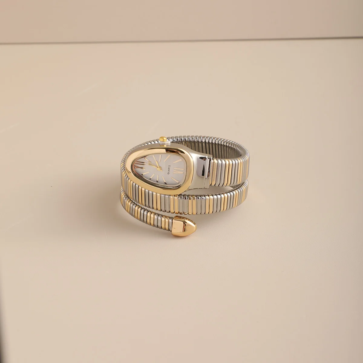 1 قطعة-مجموعة الماس النسائية علبة سبائك رأس الأفعى الماس مجموعة غرامة سوار كوارتز ساعة نسائية فاخرة