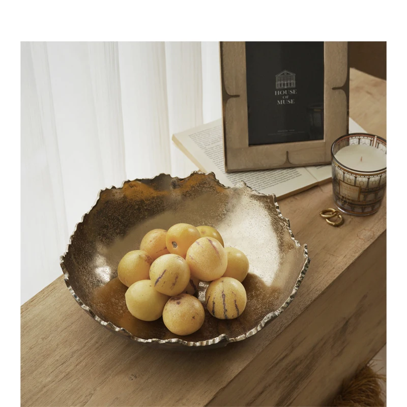 

Light Luxury Aluminum Shaped Rolled Edge Metal Fruit Tray Living Room Coffee Table Storage Tray Office Nut Snack Plate Ornaments