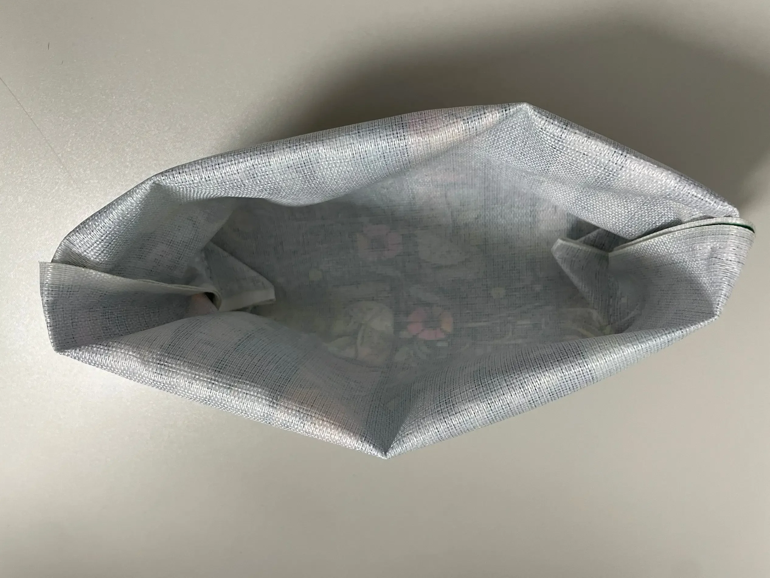 قطعة واحدة، حقيبة مستحضرات تجميل أنيقة مع منظم تصميم وجه نابض بالحياة - طباعة مسطحة ثنائية الأبعاد، حقيبة مكياج متينة محمولة #5