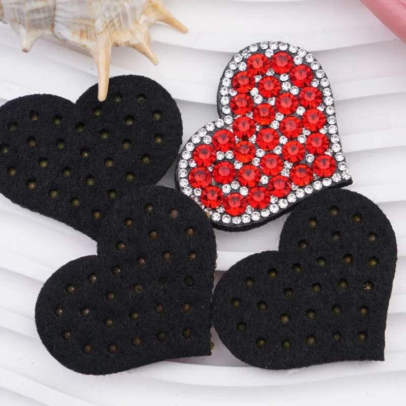 Creative Rhinestone Patches Fashion Heart Iron on Cloth Sticker Hair Clips Dress Shoes Hats Accessories Party Banquet Women Gift