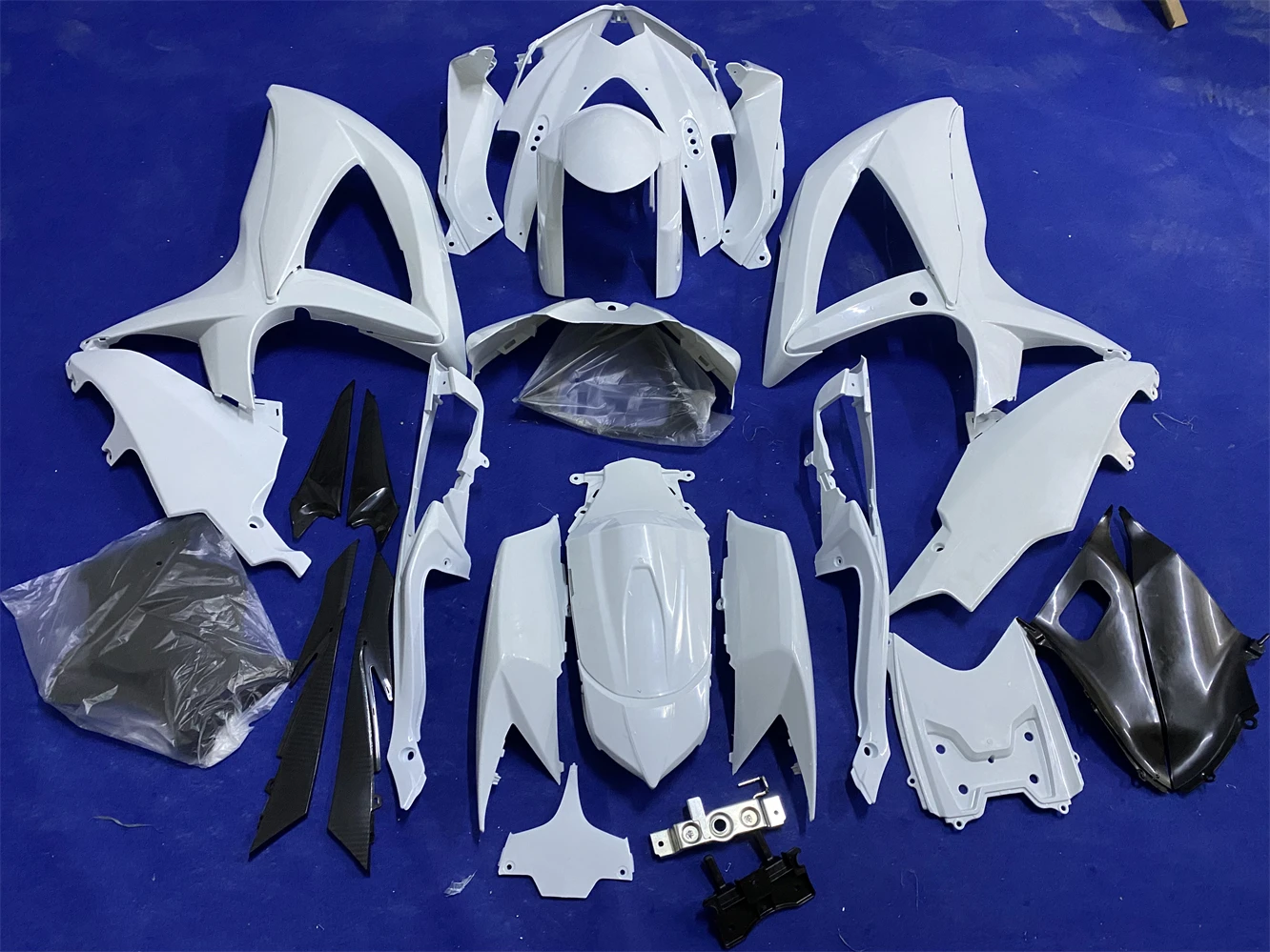 Motorcycle fairing for GSXR600 08 09 10 years GSXR750 2008 2009 2010 K8 K9 K10 Small R Medium R fairing is not painted