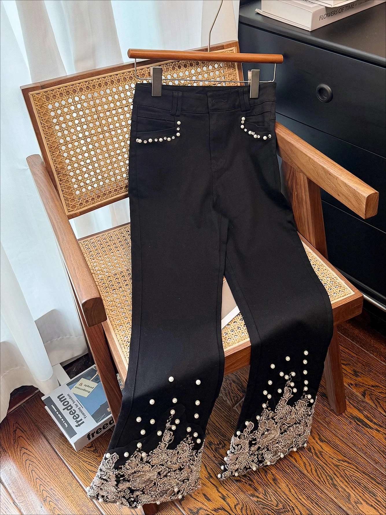 

Heavy Pearl Sequin Flared Pants for Women 2025 Winter Fashion Elegant High Waist Slimming Long Pants Versatile Trendy Trousers