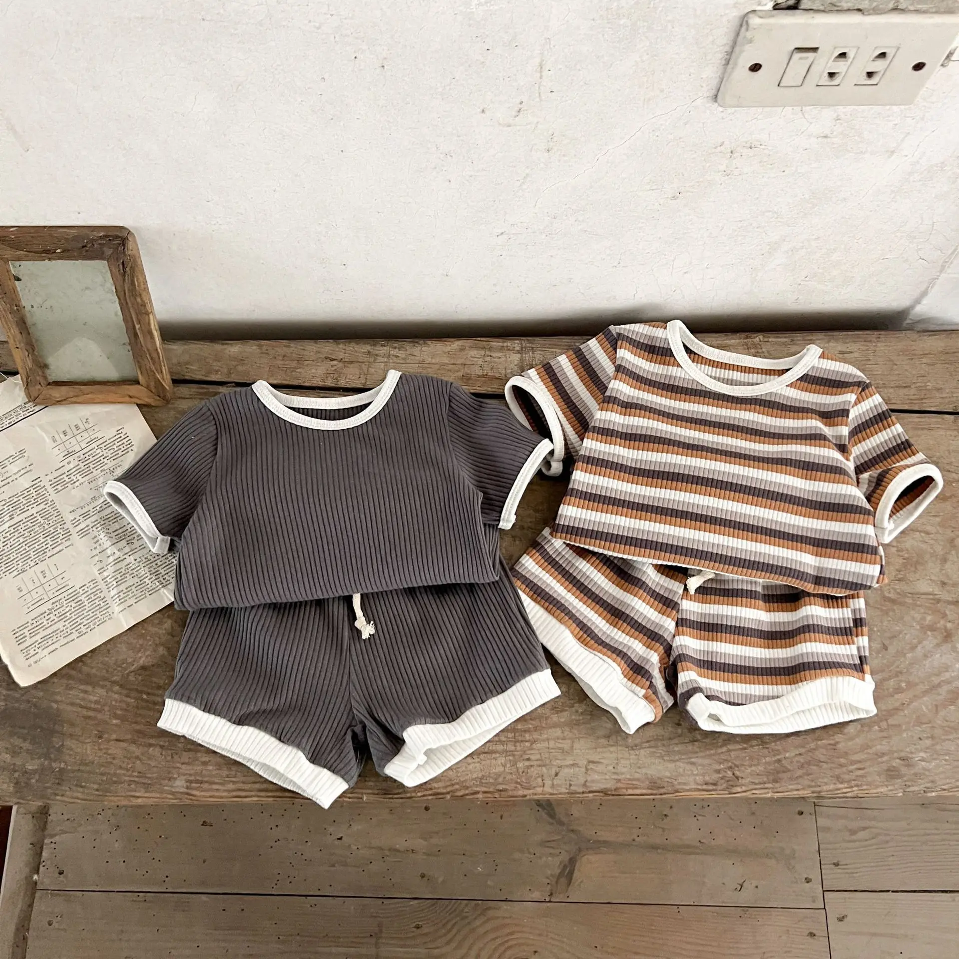 Korean Version Summer Kids Baby Girls Boys Short Sleeve Striped Top Tees +shorts Pants Infant Cute Pure Cotton Clothing Set