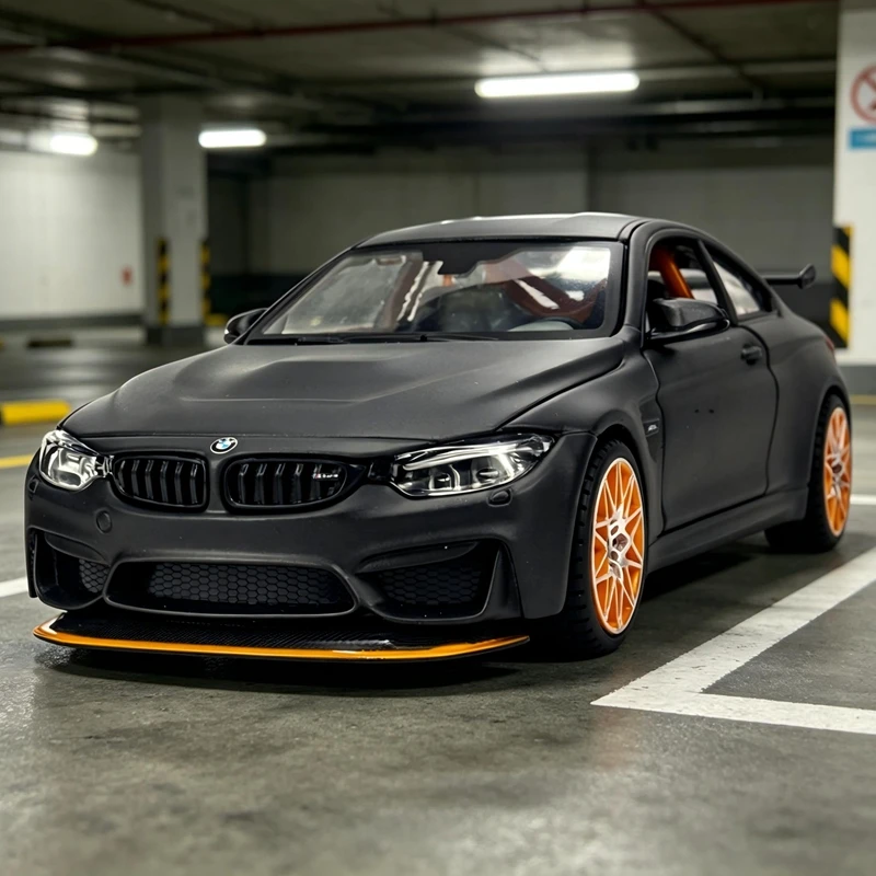 

Модель Maisto 1:24, имитация BMW M4 GTS, из сплава, с открывающимися дверями с обеих сторон, богатая детализация, тонкая работа, хорошее качество.