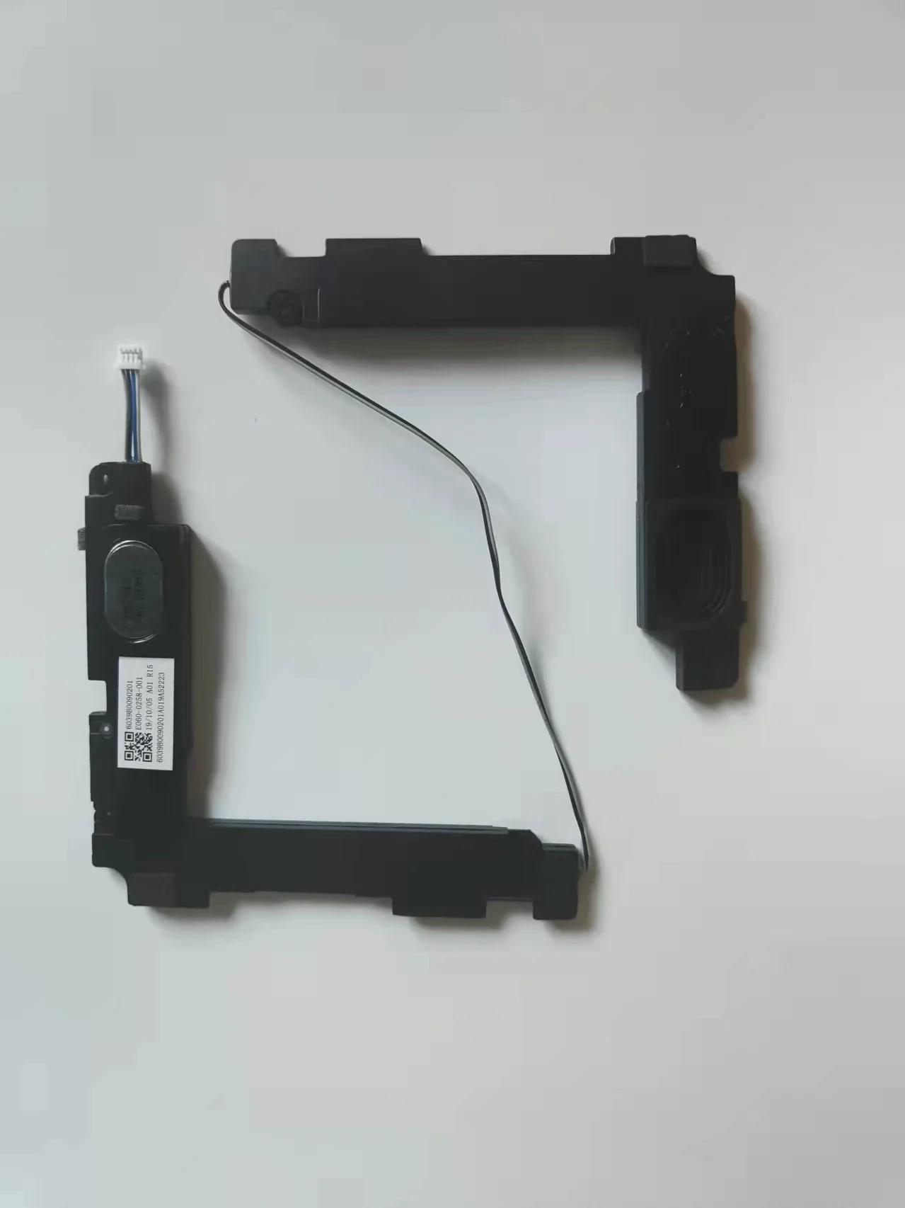 

Новый оригинальный комплект левых и правых динамиков для ноутбука Xiaomi Mi Notebook Pro 15,6, динамик 171501-AQ TM1701 181501