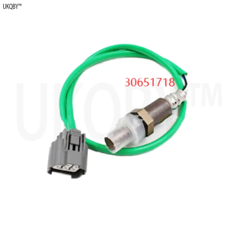A sensing device for removing exhaust gas, with a retainer, hook, ring, flange, screw, packing bracket