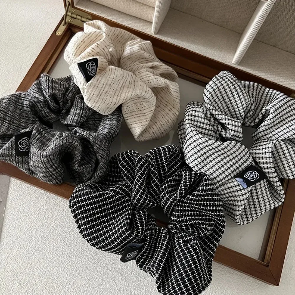 2024 Korean Fashion Retro New Black and White Grid Large Intestine Circle Farbic Elastic Hair Scrunchie for Woman Girls