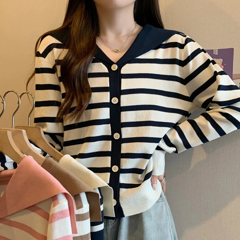 

Fashionable Women Striped Knitwear 2023 Autumn New V Neck Long Sleeve Cardigans Tops Casual Oversized Female Sweater S-4XL