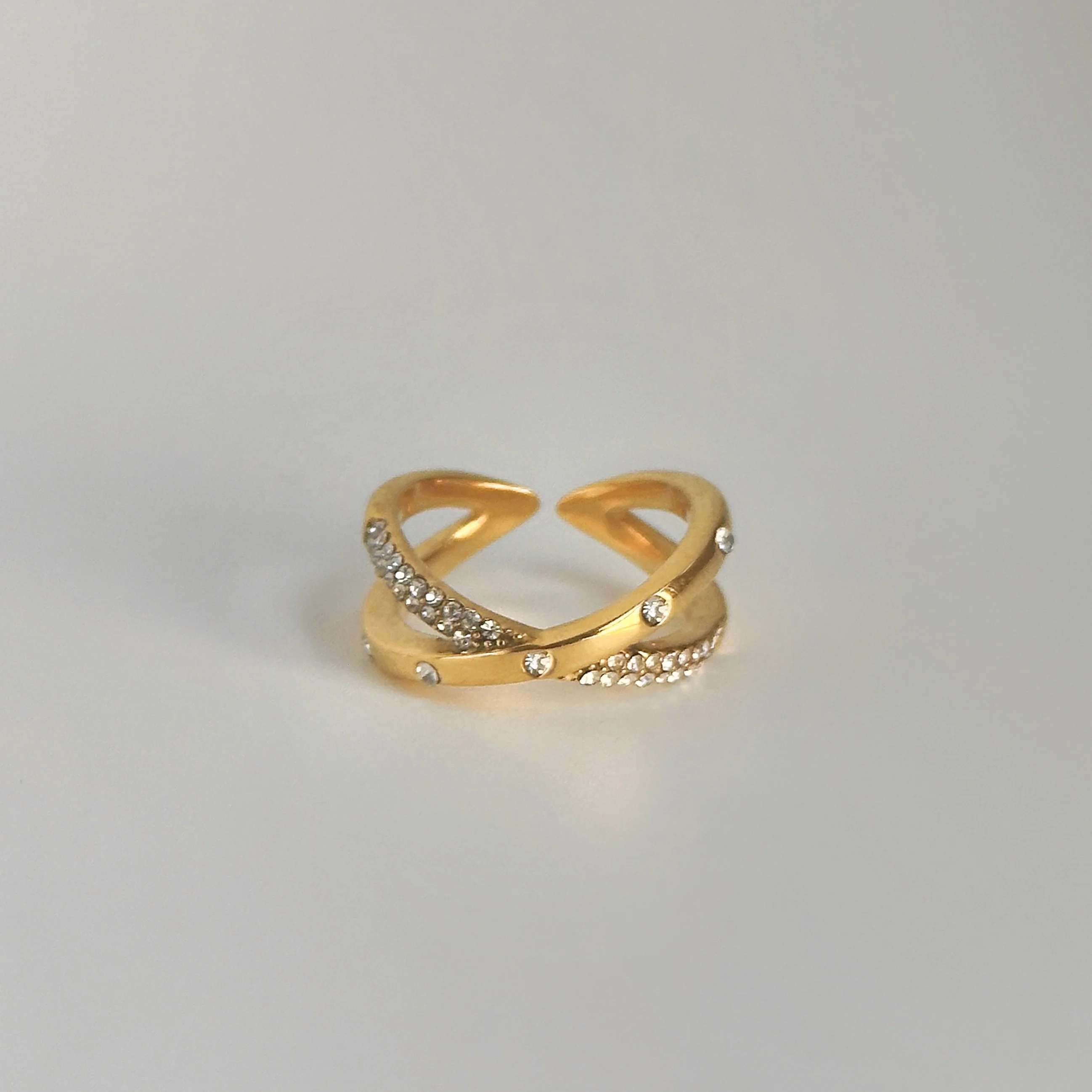 

DASEIN Summer New Ins Trendy Open Size Cross Design 5A Star Iced Out Zircon Ring 18k Gold Plated Stainless Steel Jewelry Women