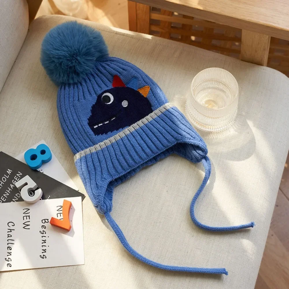 

Модный чепчик из пряжи для маленьких мальчиков, теплые зимние вязаные шапки с динозавром, милая шапка для новорожденных с героями мультфильмов, детская шапка