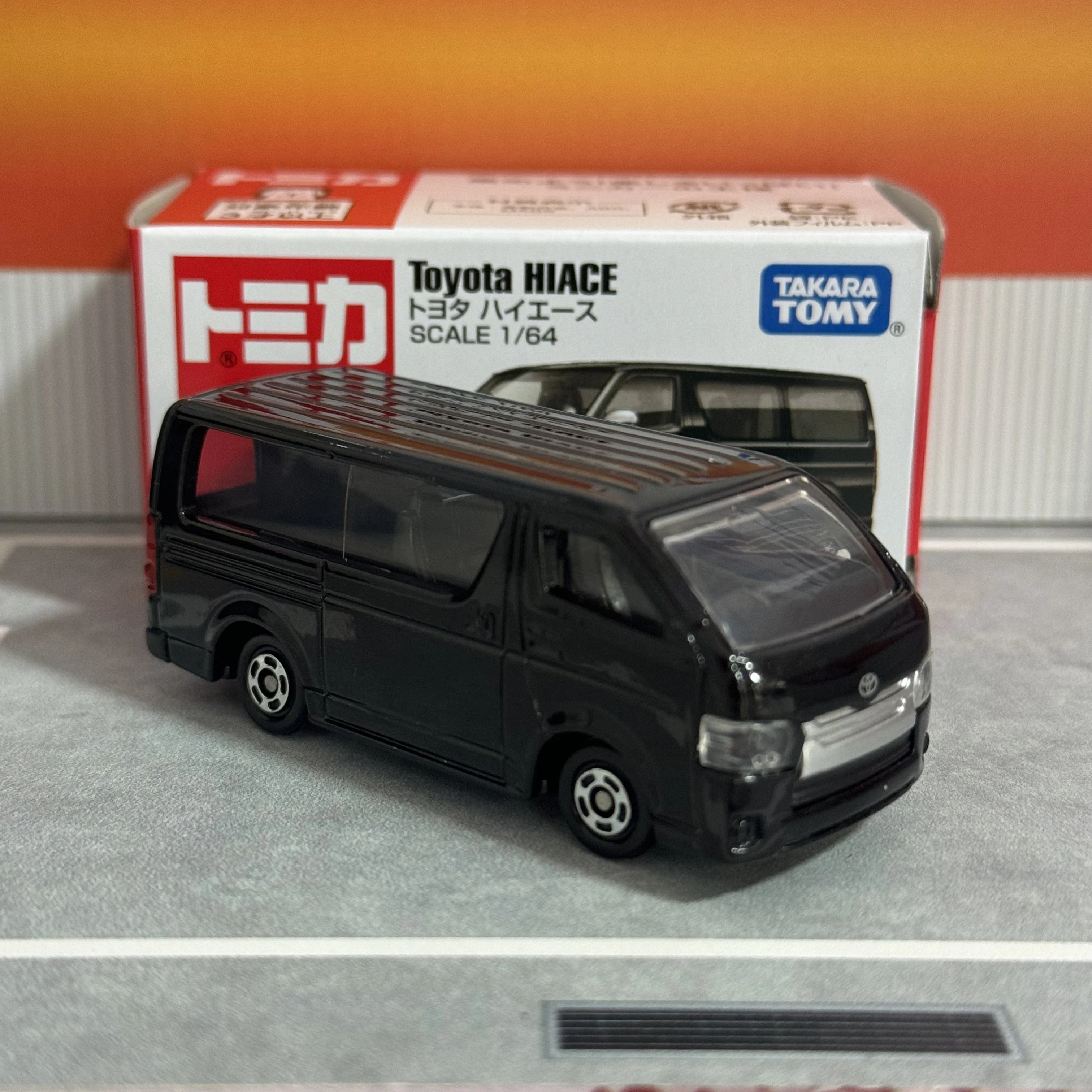 

Original Takara Tomy Tomica No.113 Toyota HiAce 1/64 Diecast Alloy Van Car Model Collectible Vehicle Toy Gift for Kids Boys