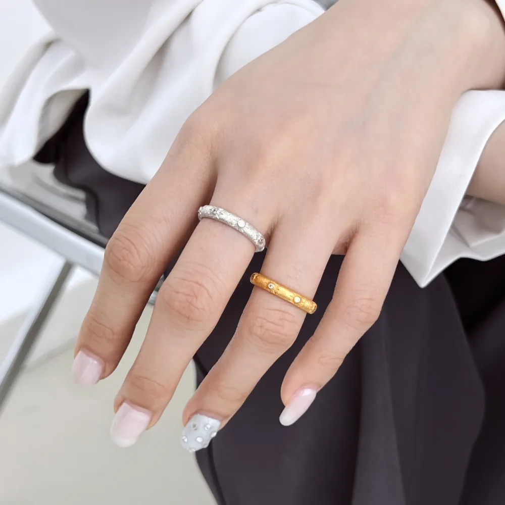 

New S925 Silver Light Luxury Ring with Hollow Sun Design Exquisite New Chinese Versatile Women's Handpiece