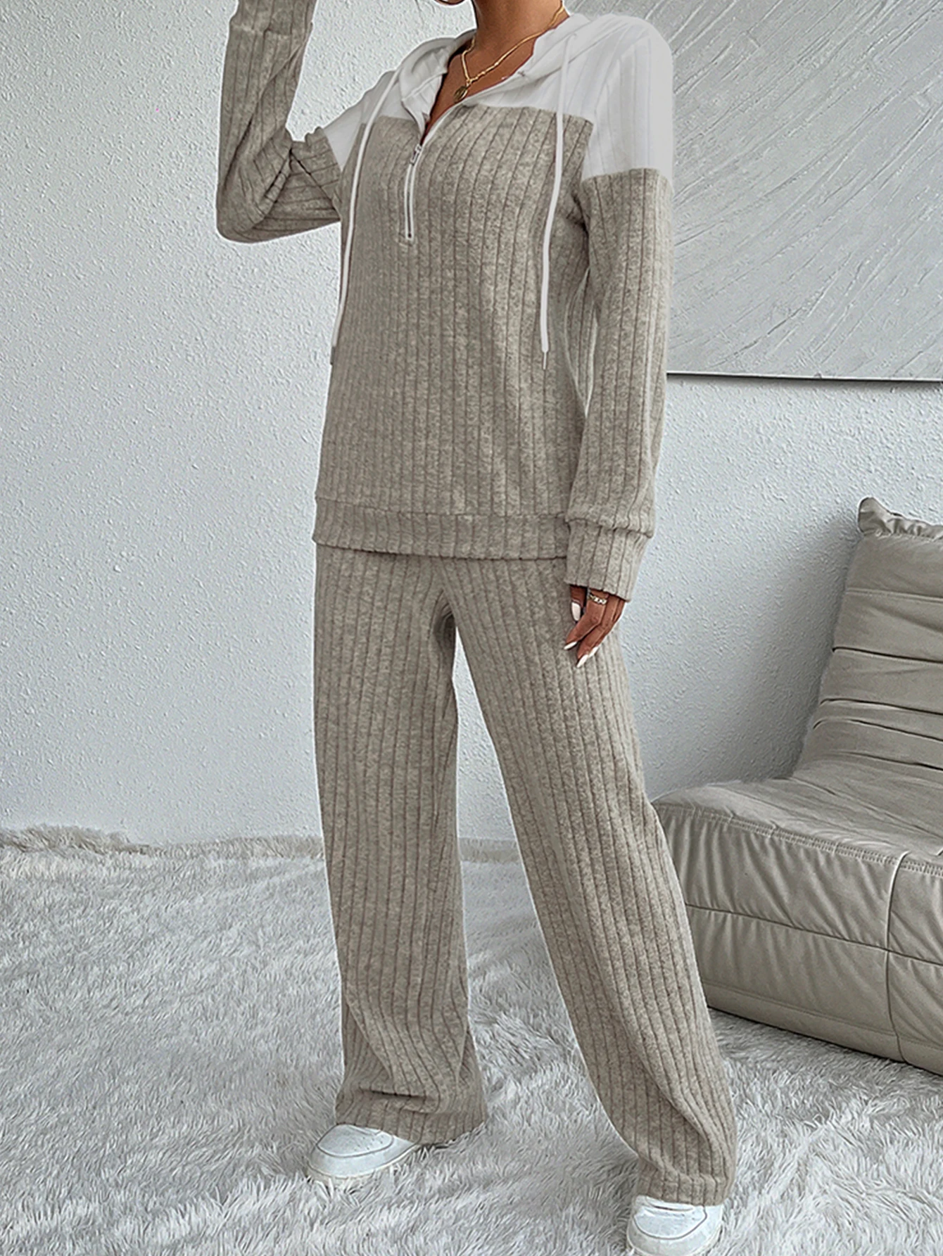 Women Autumn Winter New Arrivals Casual Sport Trouser Suit Kaki White Classic Top and Pants Tracksuit Two Piece Set Women 2024