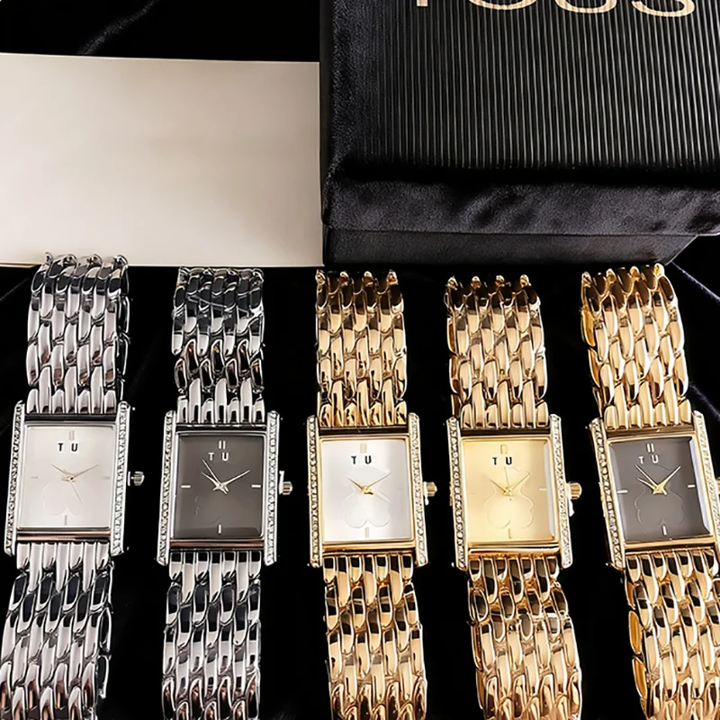 

Универсальные и роскошные квадратные часы, подходящие как подарок или подарок на день рождения.