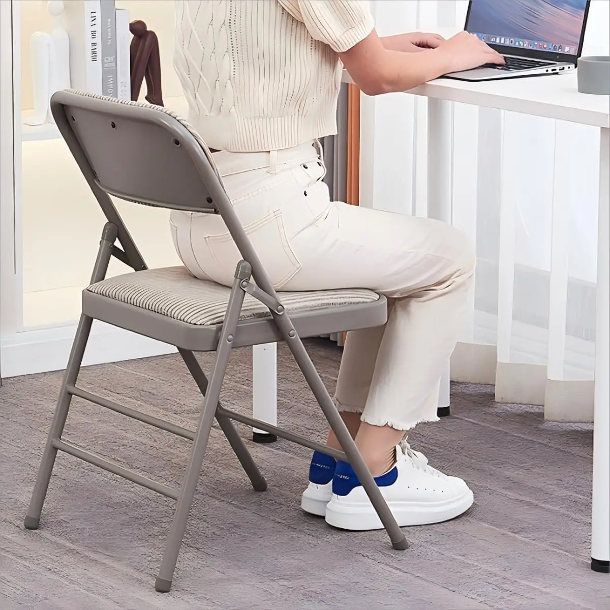 6 عبوات من كراسي القماش القابلة للطي مع مقاعد مبطنة، سعة 350 رطل، رمادي (إطار معدني، لحفلات الزفاف، المكتب، المدرسة، الكنيسة) #2