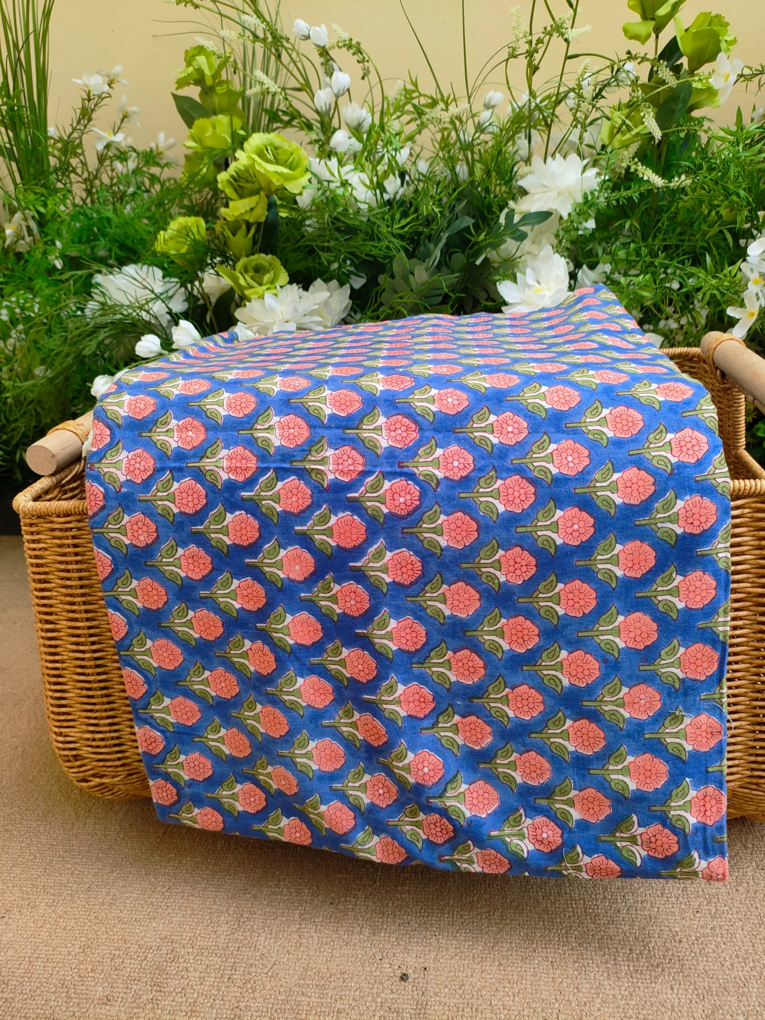 

Индийский блок с цветочным принтом, хлопчатобумажная ткань, сделай сам, шитье, лоскутное шитье, стеганое одеяло ручной работы, текстильное постельное белье, простыни, домашний декор