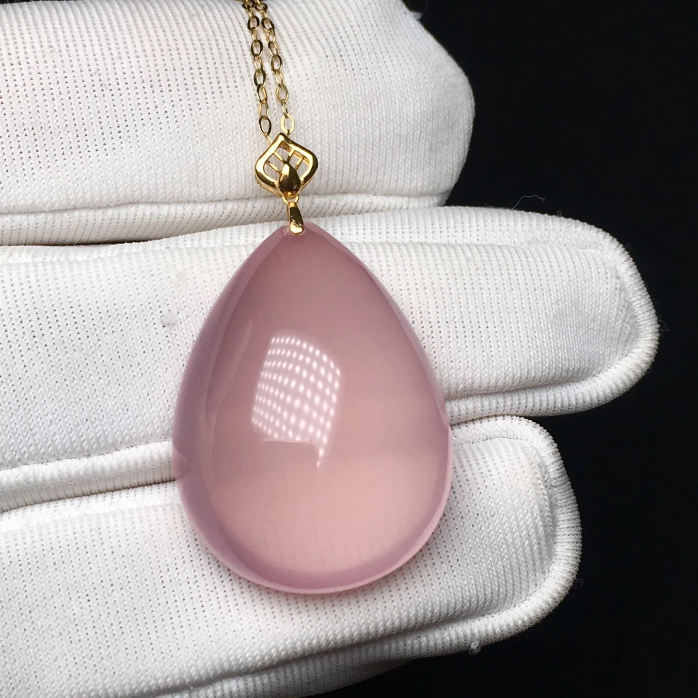 

Natural Rose Quartz Women Pendant Necklace Rose Quartz 25.19.11mm Love Crystal Jewelry AAAAA