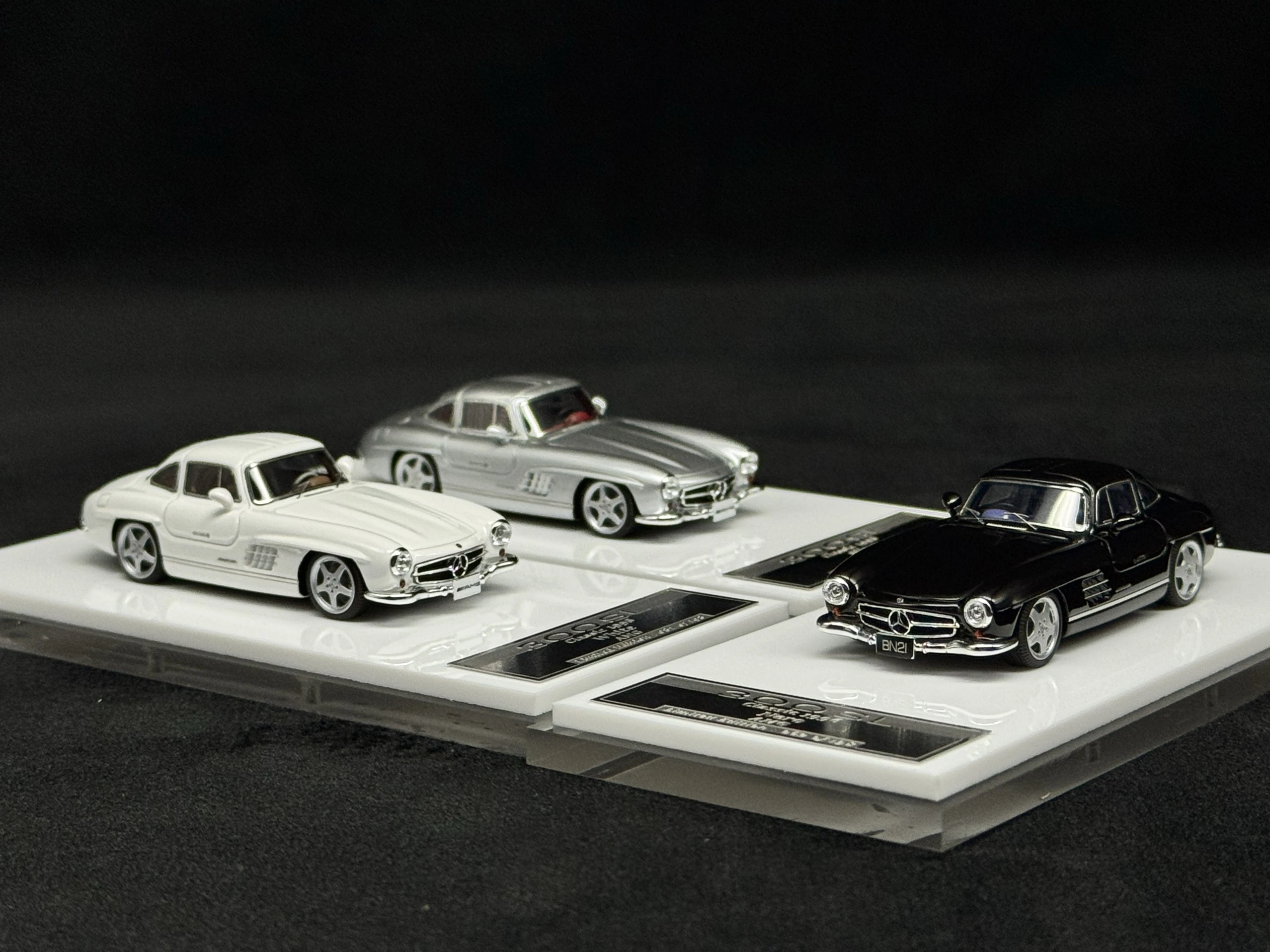 Коллекционная модель автомобиля Mercedes-Benz 300SL W198 AMG первого поколения MK1 из смолы, масштаб 1:64, подарок, сувенир, украшение для витрины
