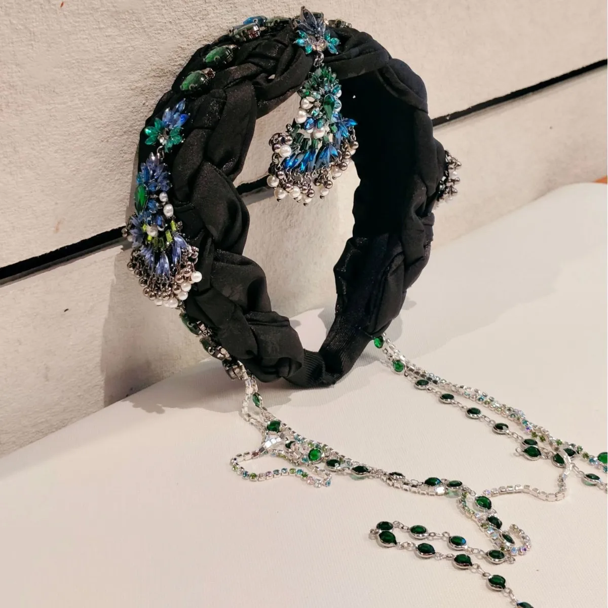 

Новая роскошная повязка на голову с бисером и кисточками в этническом стиле для женщин