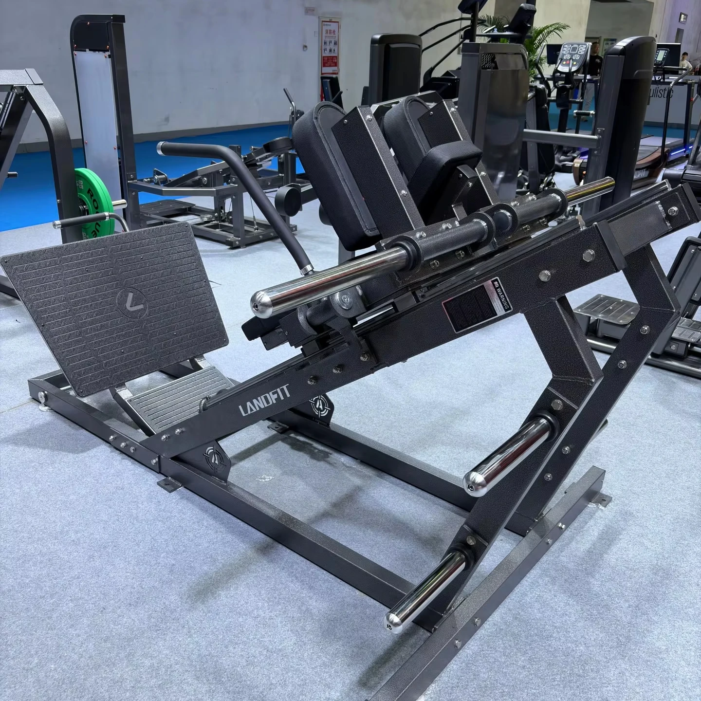 

High-quality Commercial Gym Equipment Hotel Gym Wholesale Supplier Low Price Plate Loaded Hack Slide